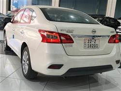 نيسان سيلفي